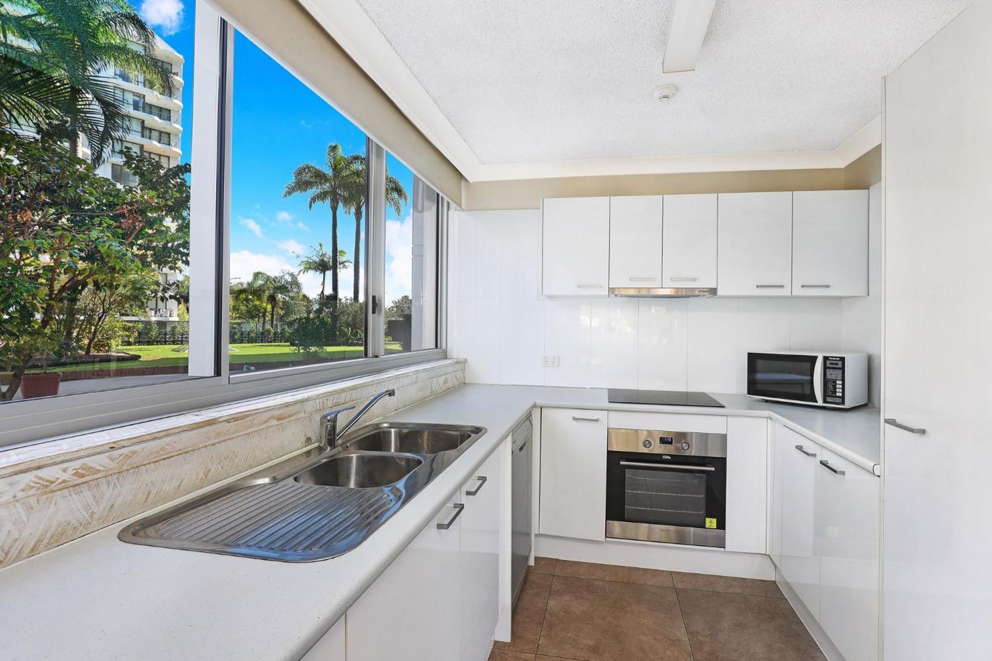 Pacific Regis Beachfront Holiday Apartments Gold Coast Ngoại thất bức ảnh