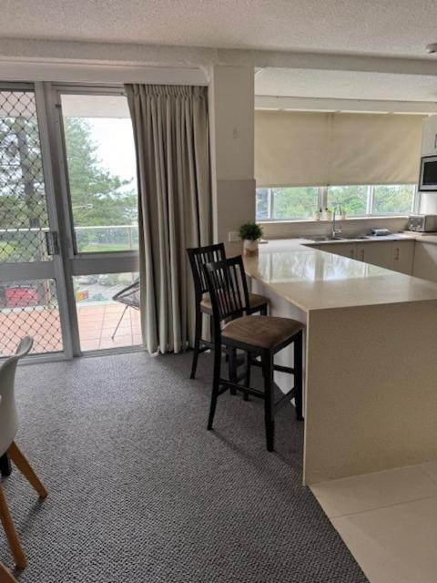 Pacific Regis Beachfront Holiday Apartments Gold Coast Ngoại thất bức ảnh